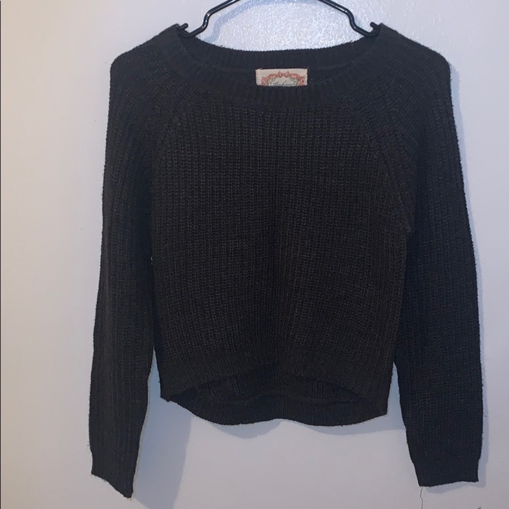 💙 Knitted Crop Sweater